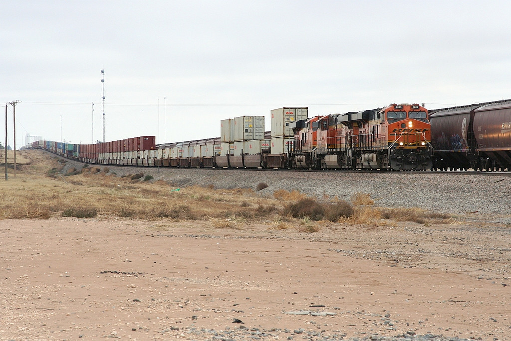 BNSF WB intermodal